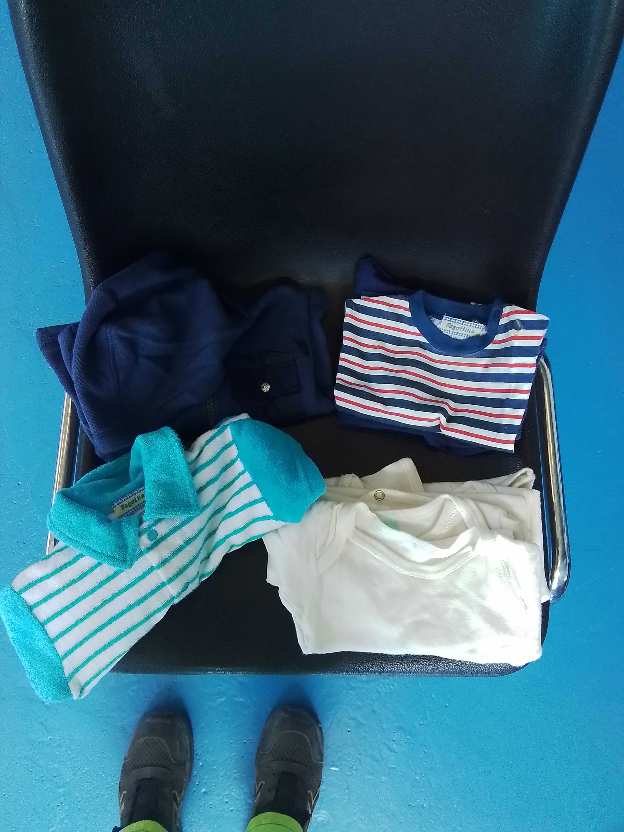 abbigliamento per bambino di 3 mesi