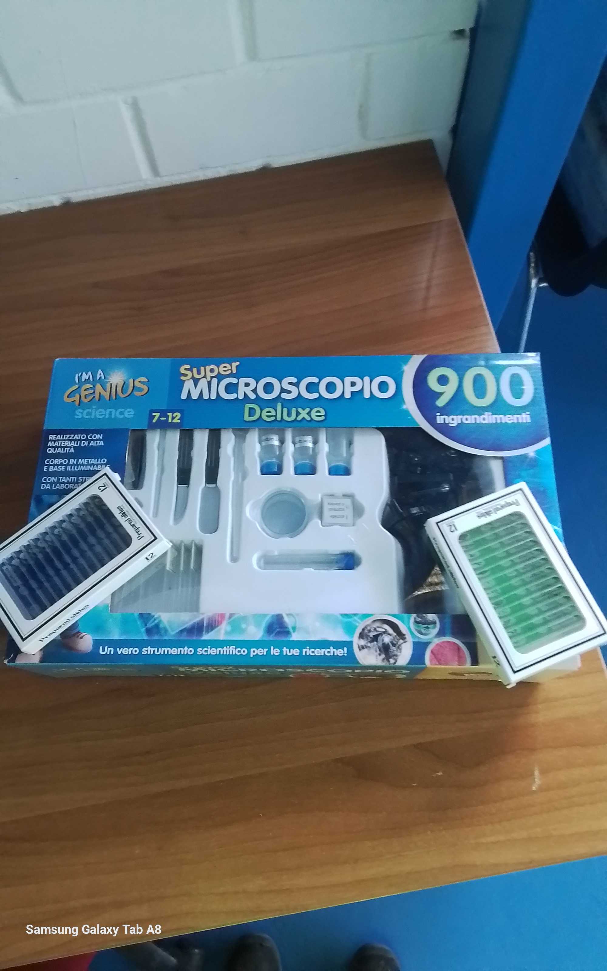 microscopico bimbo