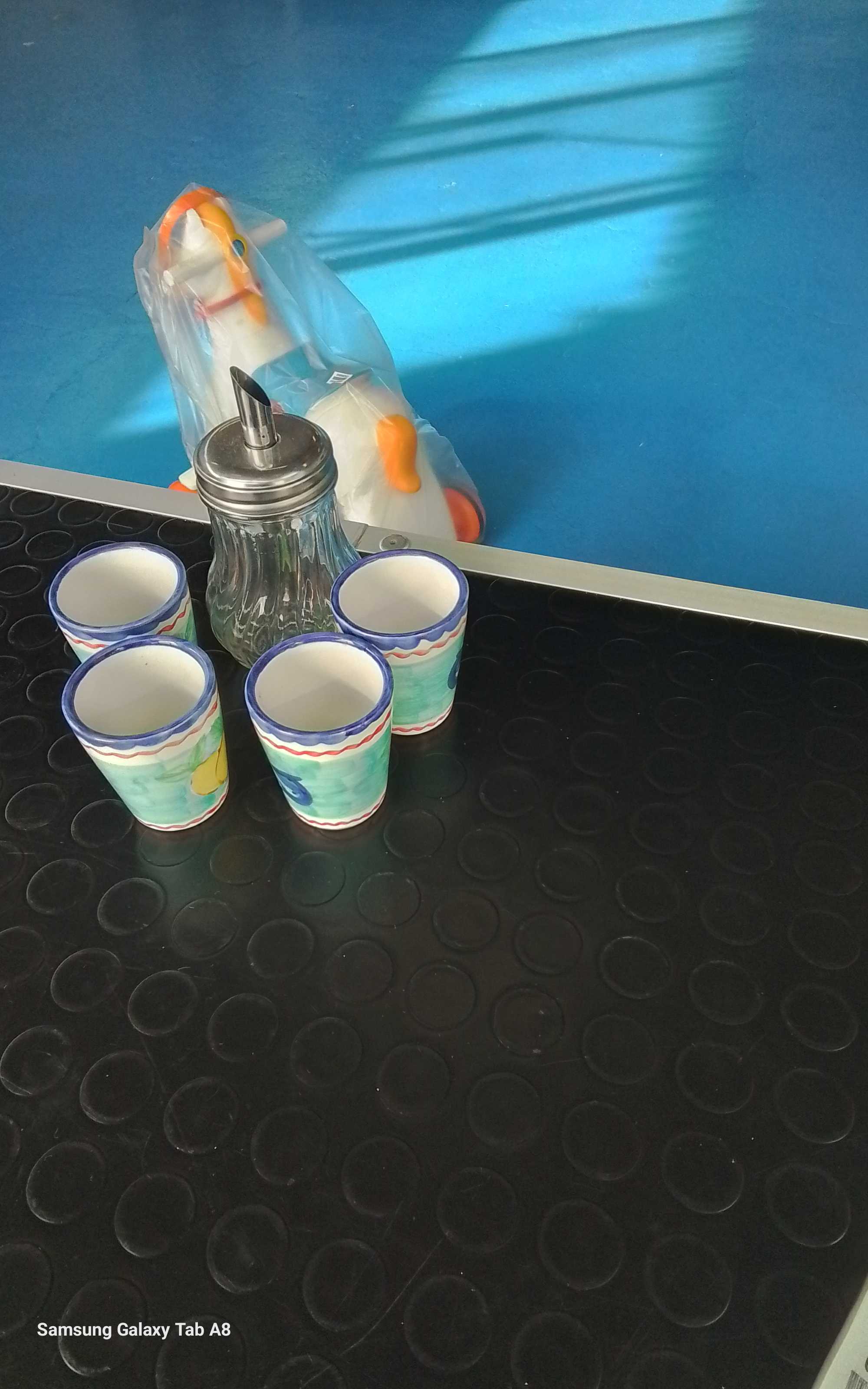 tazzine dipinte a mano con zuccheriera