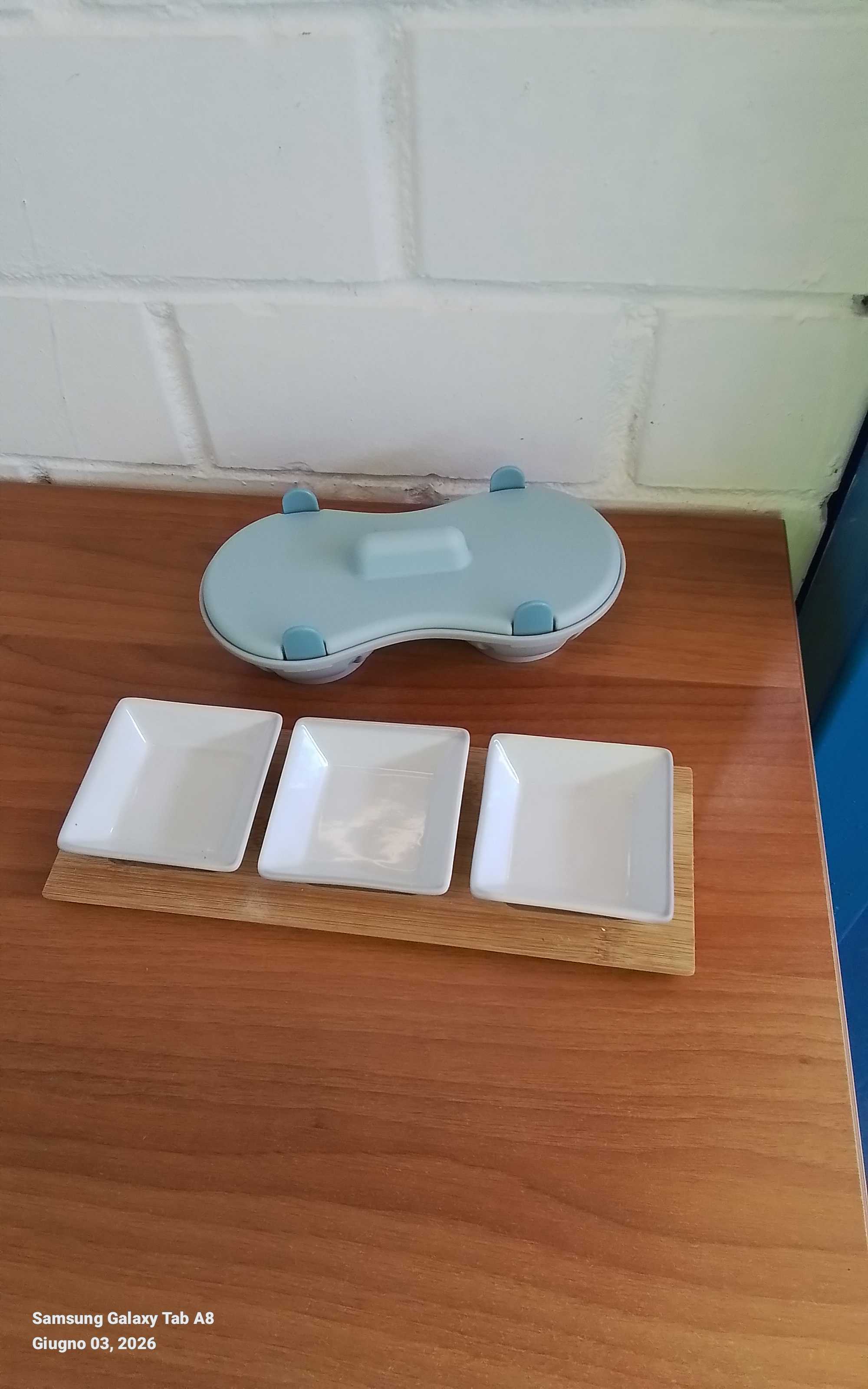cuocì uovo in microonde con porta salse