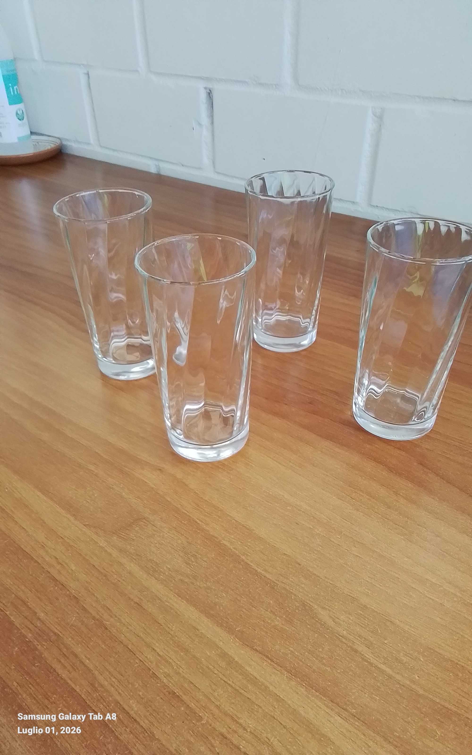 4 bicchieri 