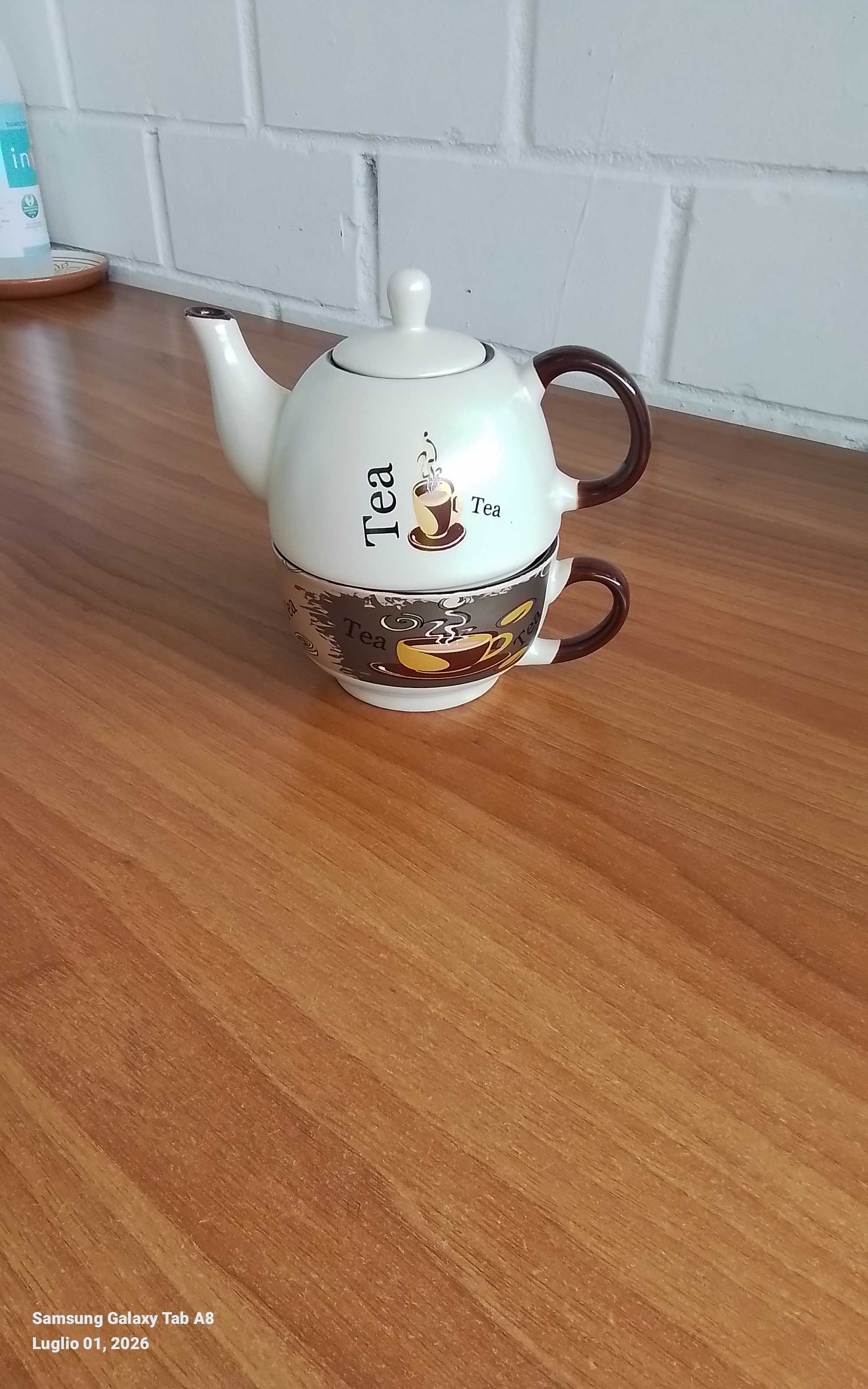 tazza con teiera 